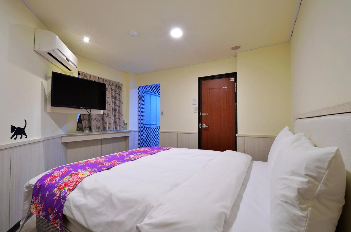 Galaxy Mini Inn Taipei Exterior foto